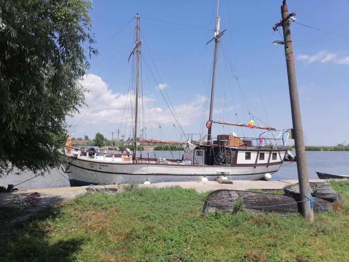 Botel Corabia Santa Marina Sulina